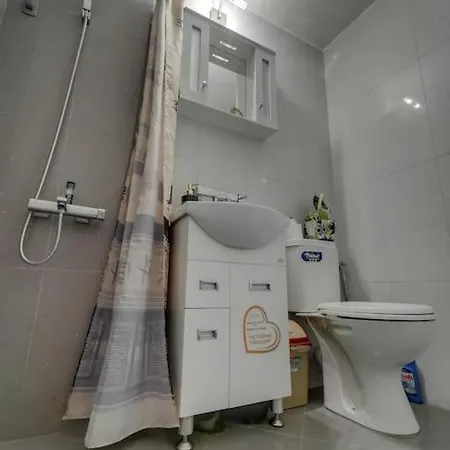 Cozy Near The Air Port Sofia